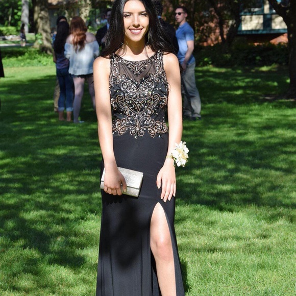 Evening Dress - Picture 1 of 4